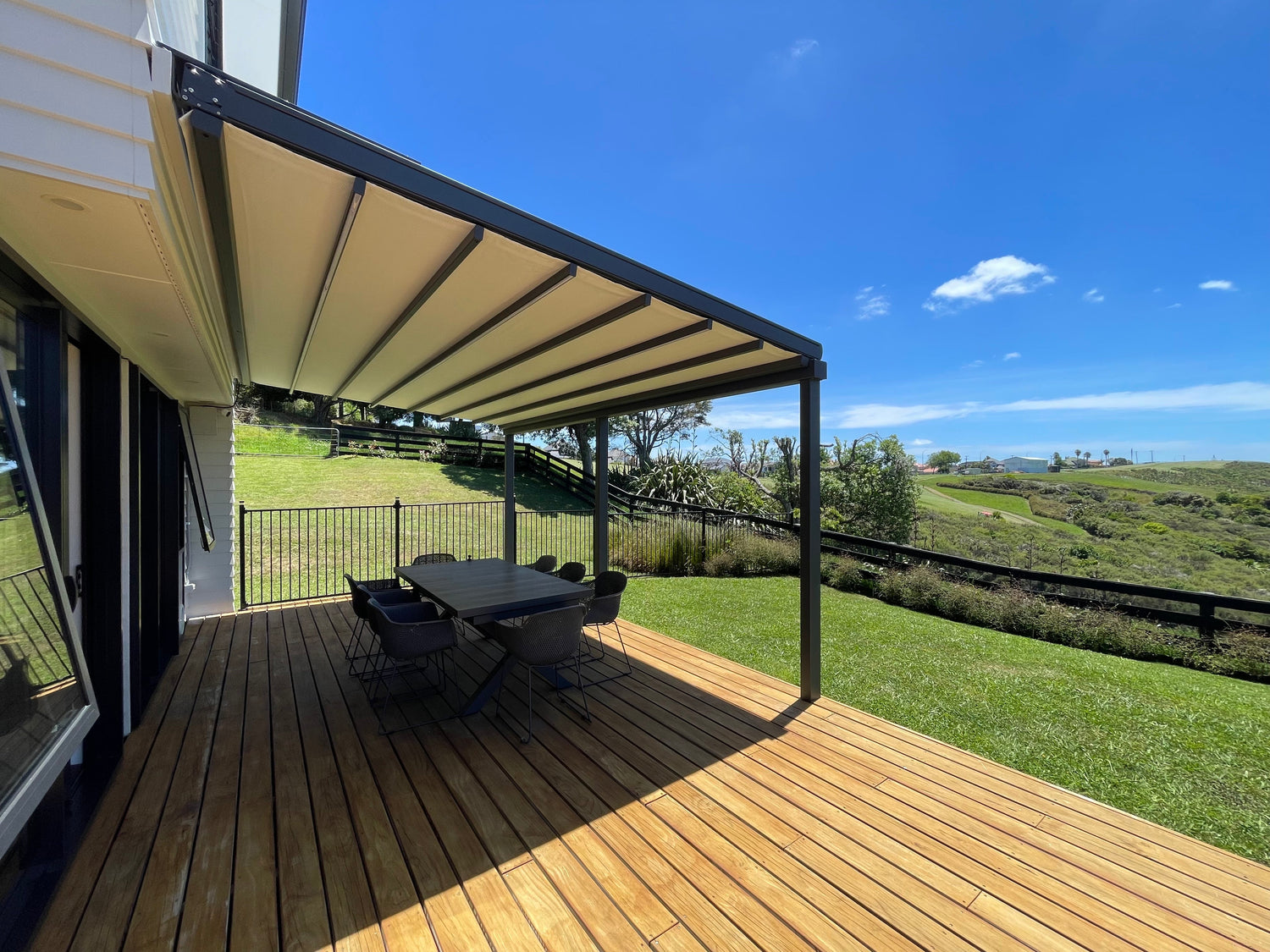 Retractable Outdoor Awnings