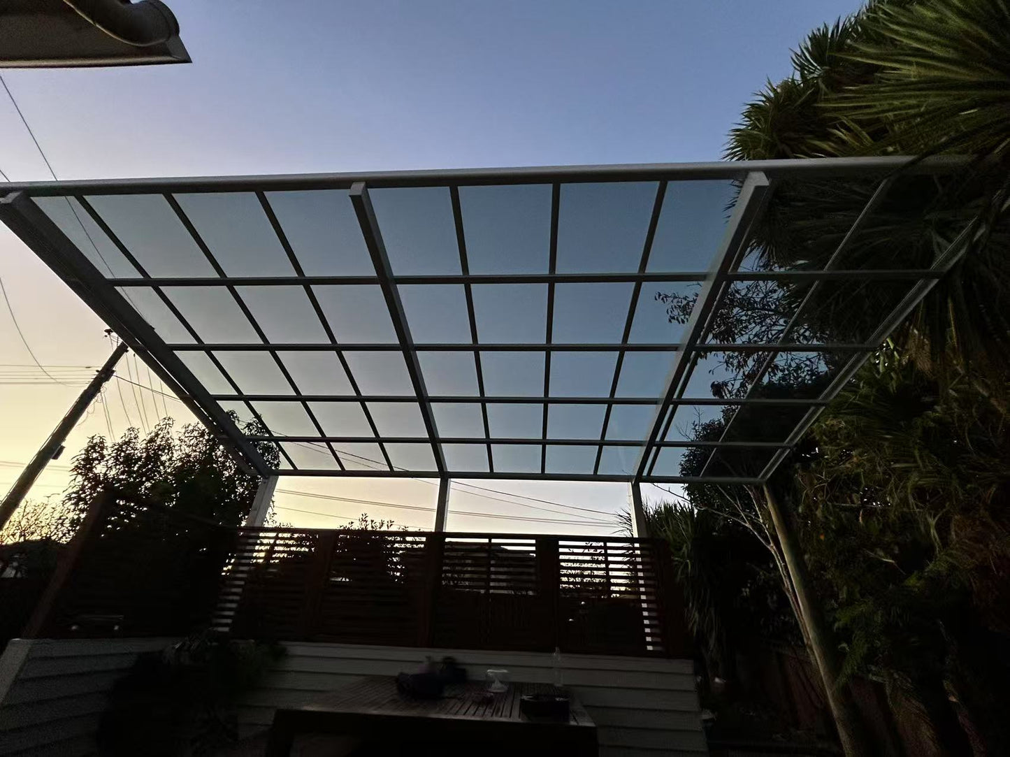 Outdoor blinds