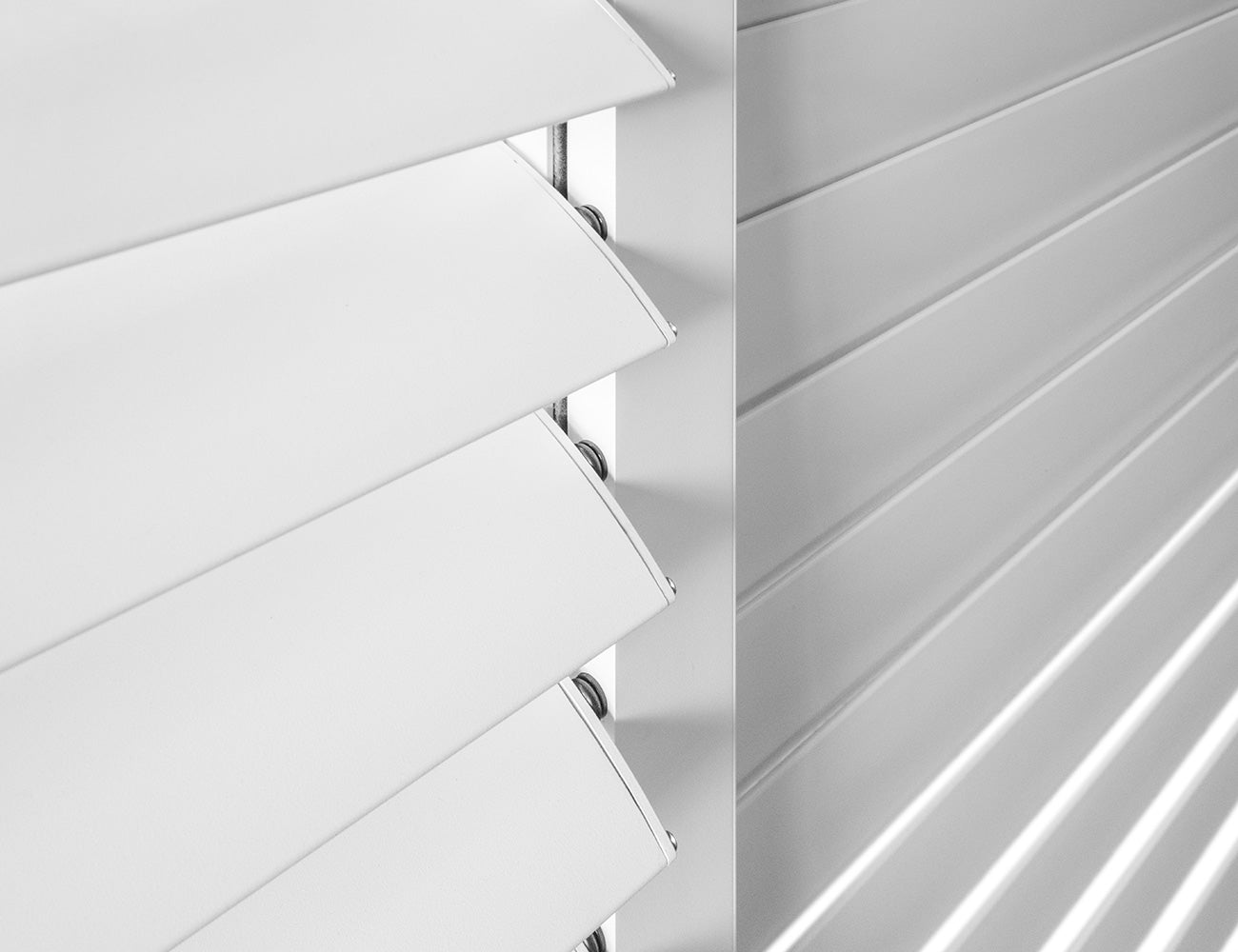 Baltic Freestanding Pergola Shutter Sliding Door