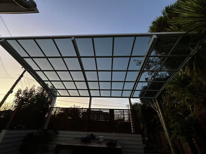 Outdoor blinds