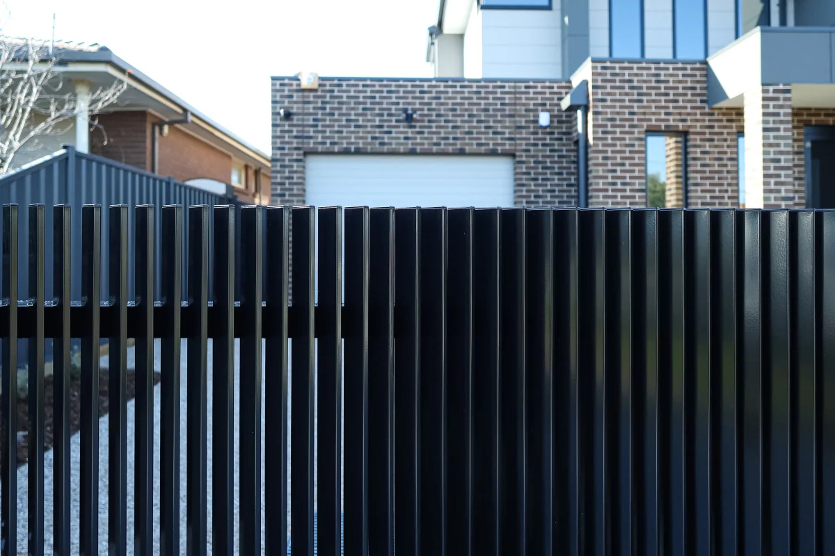 Aluminium Blade Fence Panel